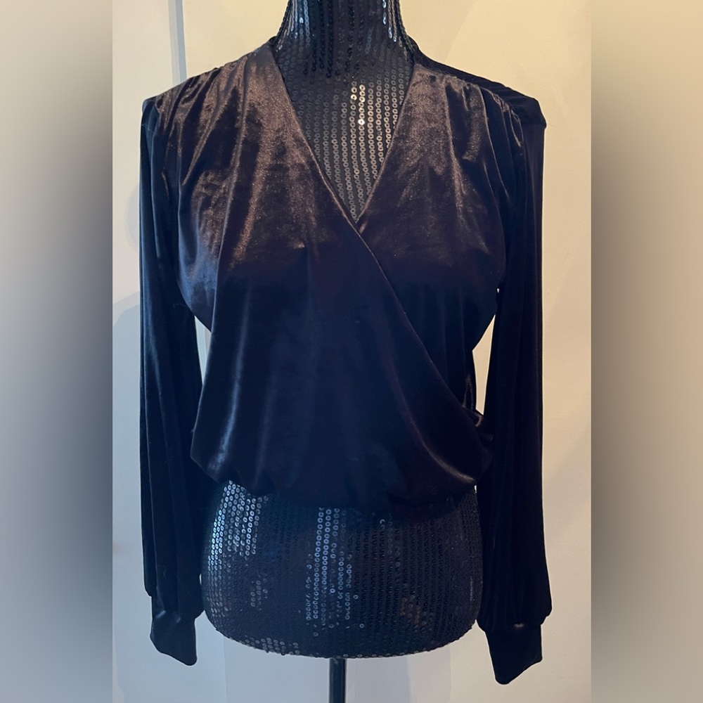 Dynamite Black Velvet Crossover Top Size Medium